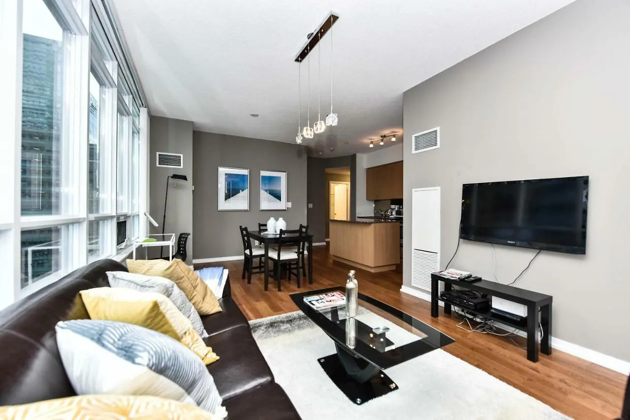 Sarkar Suites - Maple Leaf Square Toronto Apartment