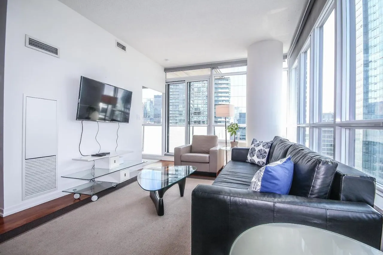 Sarkar Suites - Maple Leaf Square Toronto Apartment
